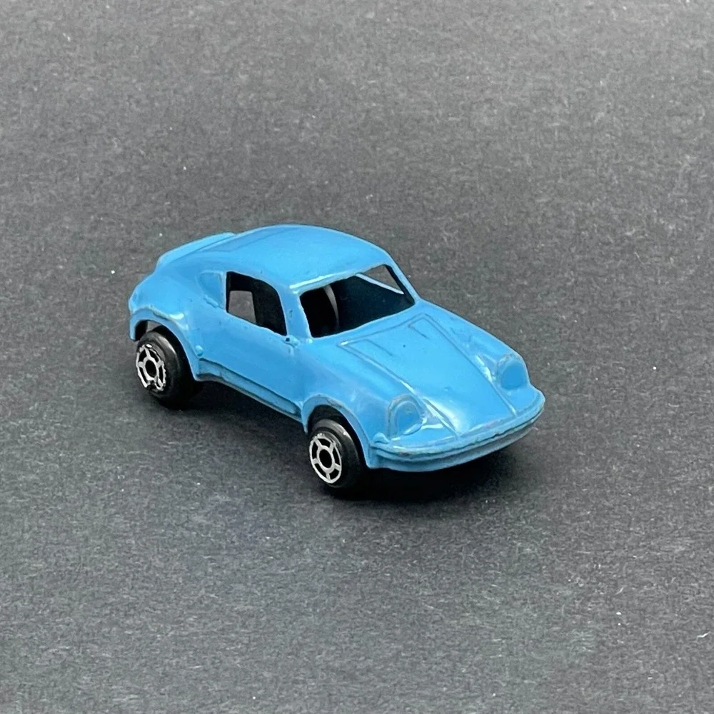 Tootsie Toy 2 Chicago USA‎ Porsche Car Vehicle Blue Diecast 1/87 Scale Loose
